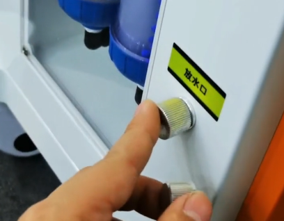 脱毛仪放水口漏水怎么办